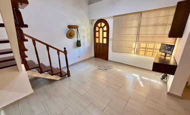 Venta -Intendente Casares 2264  - Casa 4 amb