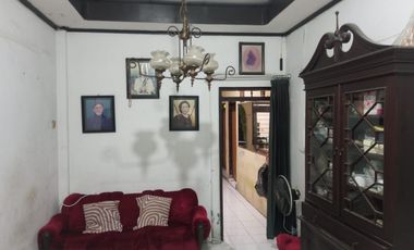 Rumah Bagus plus Ruang usaha Strategis Kawasan Bisnis Pasar Kliwon Solo