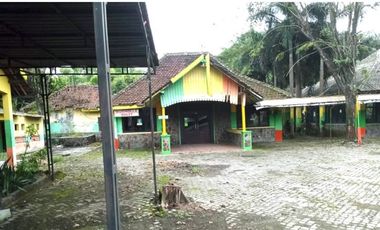 jual   tanah  murah bonus rumah ,cocok untuk ,  ,gudang ,  shoow room