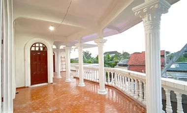 RUMAH 3 LANTAI DI JOGYA