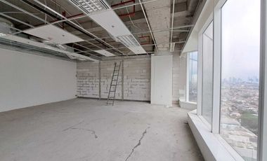 Sewa Kantor 212 m2 Posisi Hook di AKR Tower Kb. Jeruk Jakbar, Hrg Nego