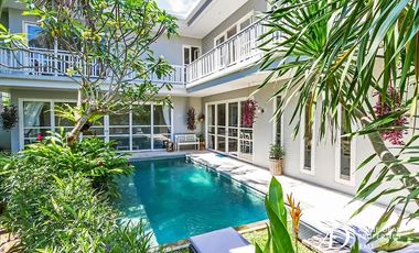 FREEHOLD VILLAS IN PRIME LOCATION BEACHSIDE OF CANGGU