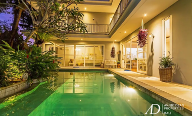 FREEHOLD VILLAS IN PRIME LOCATION BEACHSIDE OF CANGGU