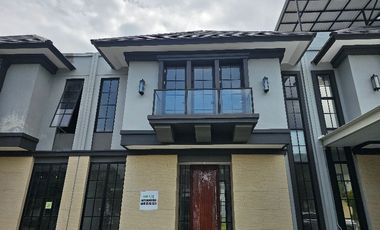 Villa Baru Besar Citraland Gama City Medan