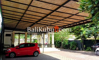 AMR-076.SRI | Suite Apartment for Monthly Rent in Renon – Modern Comfort in the Heart of Denpasar!