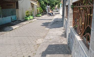 A091 - Hunian Tengah Kota Dekat Mandala Krida