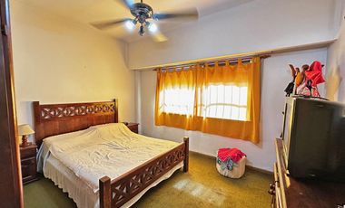 CASA LOTE PROPIO 3 AMBIENTES CON JARDIN Y GARAJE