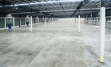 Sewa Gudang Kawasan MM2100 Cikarang 5.312m² ada Loading Dock