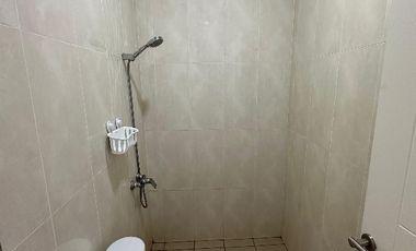 DISEWAKAN BERYL SUMMARECON PER TAHUN FULL FURNISH