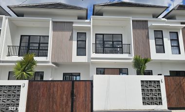 Rumah Semi Villa Cluster di Dalung dekat  Padang Tawang canggu