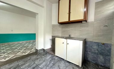 Departamento de 1 ambiente en planta baja