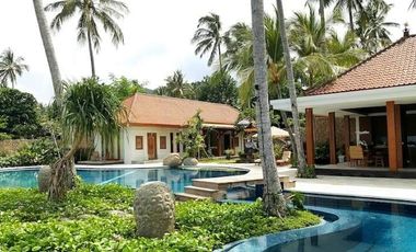 For Sale Luxury Villa Beachfront at Candidasa Bali (Nego)