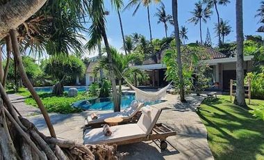 For Sale Luxury Villa Beachfront at Candidasa Bali (Nego)