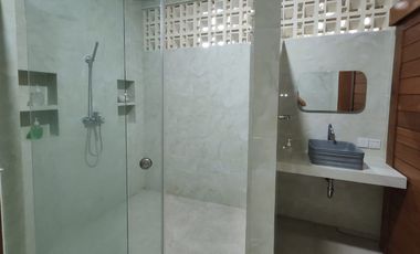 For Sale Villa dengan Pemandangan Tanaman Hijau lokasi Ubud