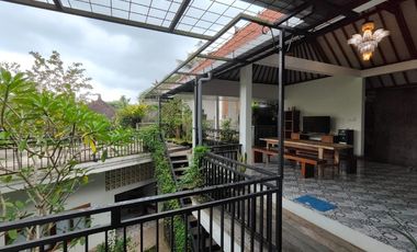 For Sale Villa dengan Pemandangan Tanaman Hijau lokasi Ubud