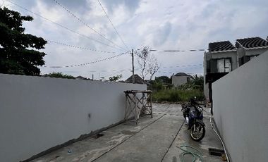 RUMAH MEWAH 2 CARPOT SIAP HUNI ! AKSES MUDAH BEBAS BANJIR