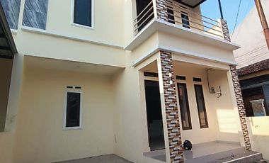 Rumah Baru Deket graha raya siap huni