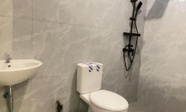 Rumah Modern Minimalis 2 lantai Di Tol Limo dan Tol Sawangan