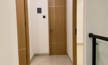 Rumah Modern Minimalis 2 lantai Di Tol Limo dan Tol Sawangan