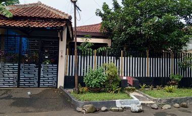 Dijual Rumah Full Furnished di Bogor Baru Taman