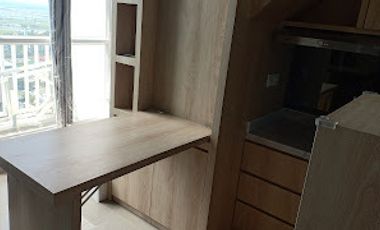 0271 - Disewakan Apartemen Icon Gresik 1BR Tower A Lantai 18 Furnished