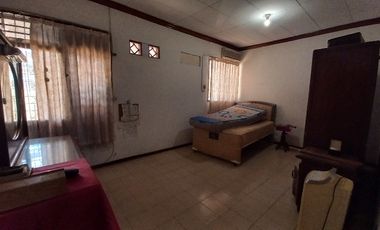 dijual rumah gandeng di cempaka putih