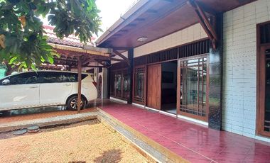 dijual rumah gandeng di cempaka putih