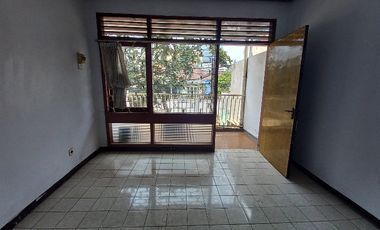dijual rumah gandeng di cempaka putih