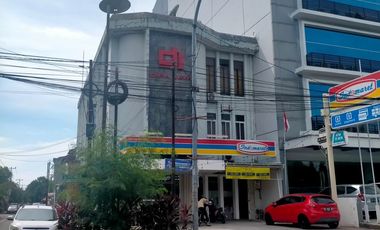 Gedung Dipajaya jln.Lanto Dg Pasewang Lengkap franchise Indomaret