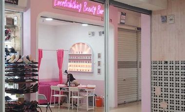 Toko kios tangcity mall cocok untuk busana muslim fashion accessories