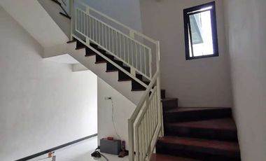 jual/sewa Rmh baru 2LT mewah,di karang asem hrg 1.m an