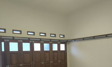 Rumah Solo dekat manahan sumber banjarsari pakel