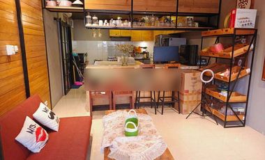 RUMAH FULLFURNISH TENGAH KOTA BERNUANSA MINIMALIS ELEGAN