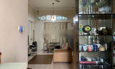 RUMAH FULLFURNISH TENGAH KOTA MINIMALIS DALAM PERUMAHAN BDI