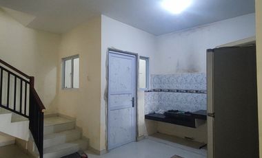 disewakan rumah batam centre beverly green  semi furnished