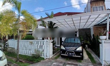 RUMAH TENGAH KOTA BERNUANSA MINIMALIS ELEGAN LOKASI AMAN NYAMAN NEGO