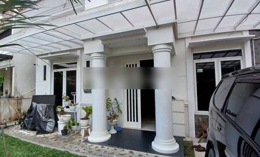 RUMAH TENGAH KOTA BERNUANSA MINIMALIS ELEGAN LOKASI AMAN NYAMAN NEGO
