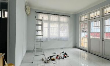 Rumah Hook Baru Renovasi Dalam Cluster di Danau Bogor Raya Lakeside