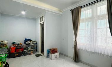 Rumah Hook Baru Renovasi Dalam Cluster di Danau Bogor Raya Lakeside