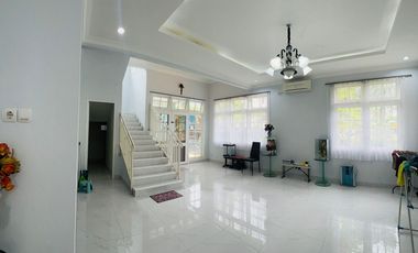 Rumah Hook Baru Renovasi Dalam Cluster di Danau Bogor Raya Lakeside