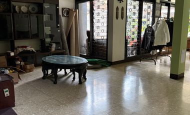 BU Rumah Mewah 2 Lt Under Valued di Buah Batu Bandung