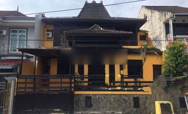 RUMAH JOGLO 2 LANTAI MINIMALIS LOKASI DALAM PERUMAHAN BALIKPAPAN BARU