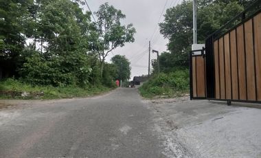 Rumah baru siap huni tanah luas 148m dekat  jalan jogja solo