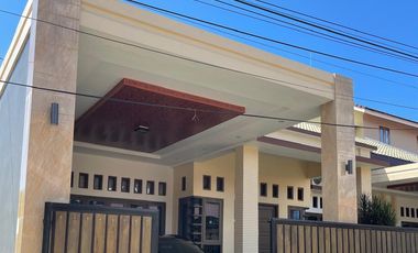 Dijual Rumah Lux