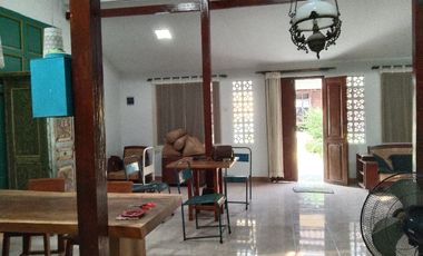 rumah usia 100 tahun dijual dekat pasar Prawirotaman Yogyakarta