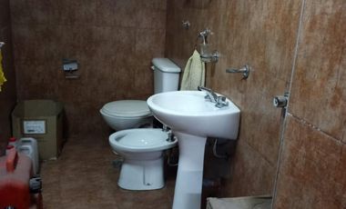 Casa con Galpon