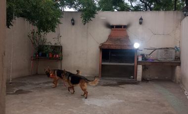Casa con Galpon