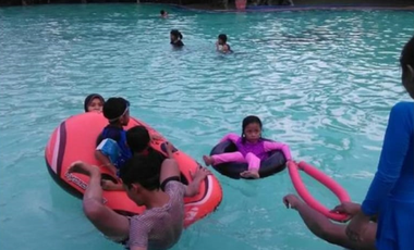 VILA KOTA BUNGA TERMURAH DIJAMIN PUAS 2 KAMAR TIDUR MAX 10 ORANG VILLA