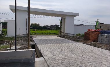 CASABLANCA SIGNATURE SINGOPURAN KARTASURA SOLO