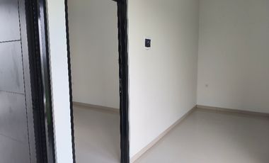 CASABLANCA SIGNATURE SINGOPURAN KARTASURA SOLO